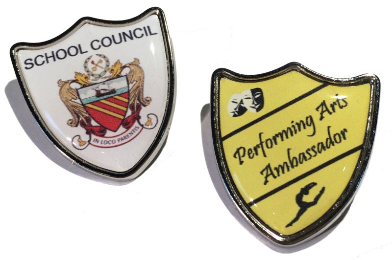 Premium Badge 29x32 shield silv clasp and printed dome